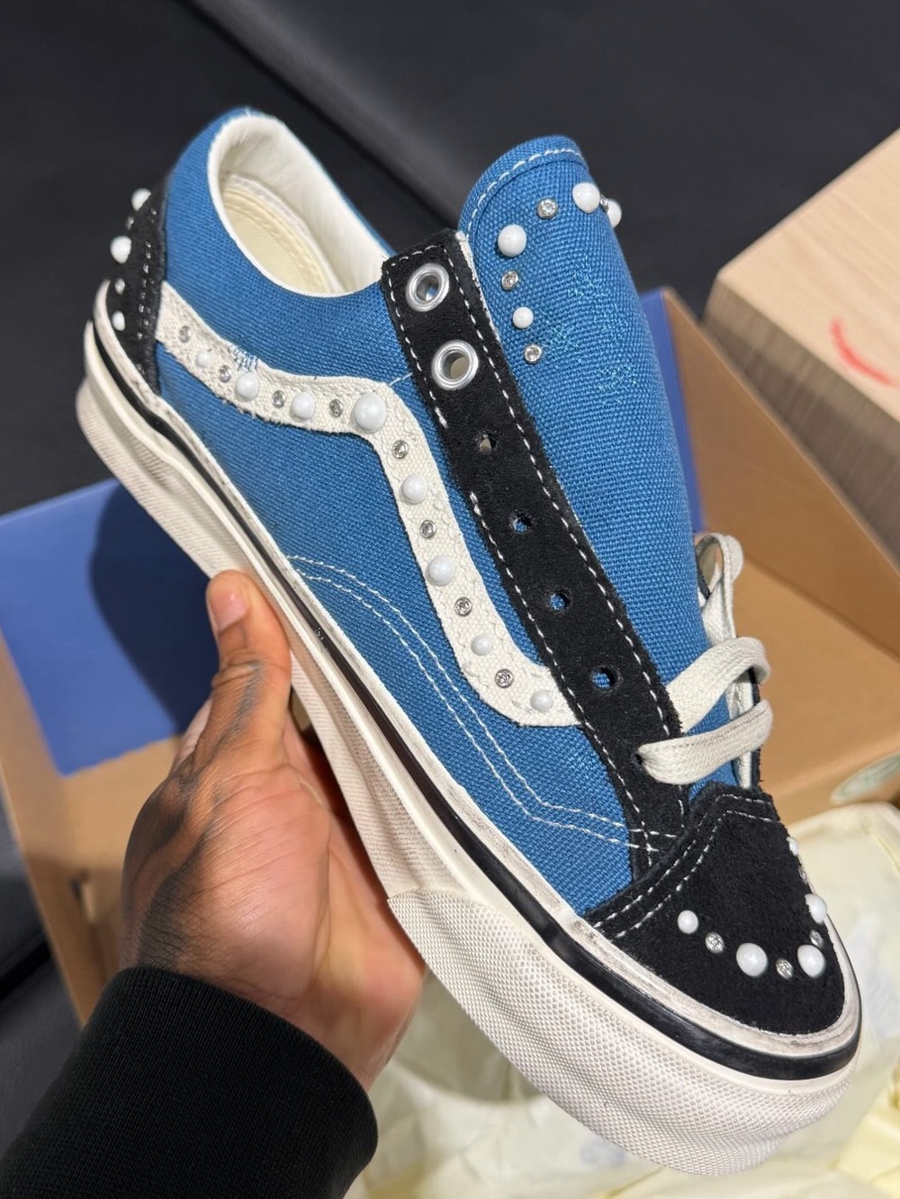 Vans LX Old Skool 36
Pearlized Pack Black Navy